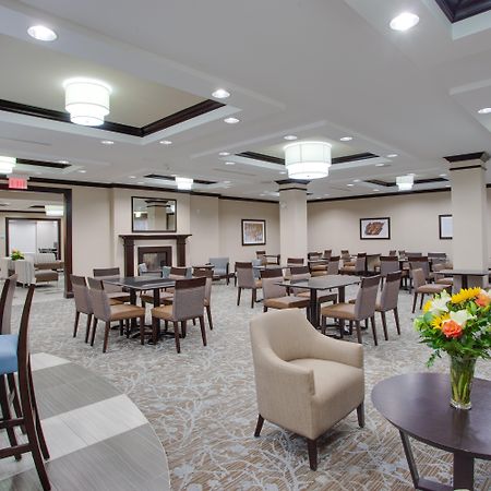 Holiday Inn Express & Suites Ottawa East-Orleans By Ihg Exteriör bild