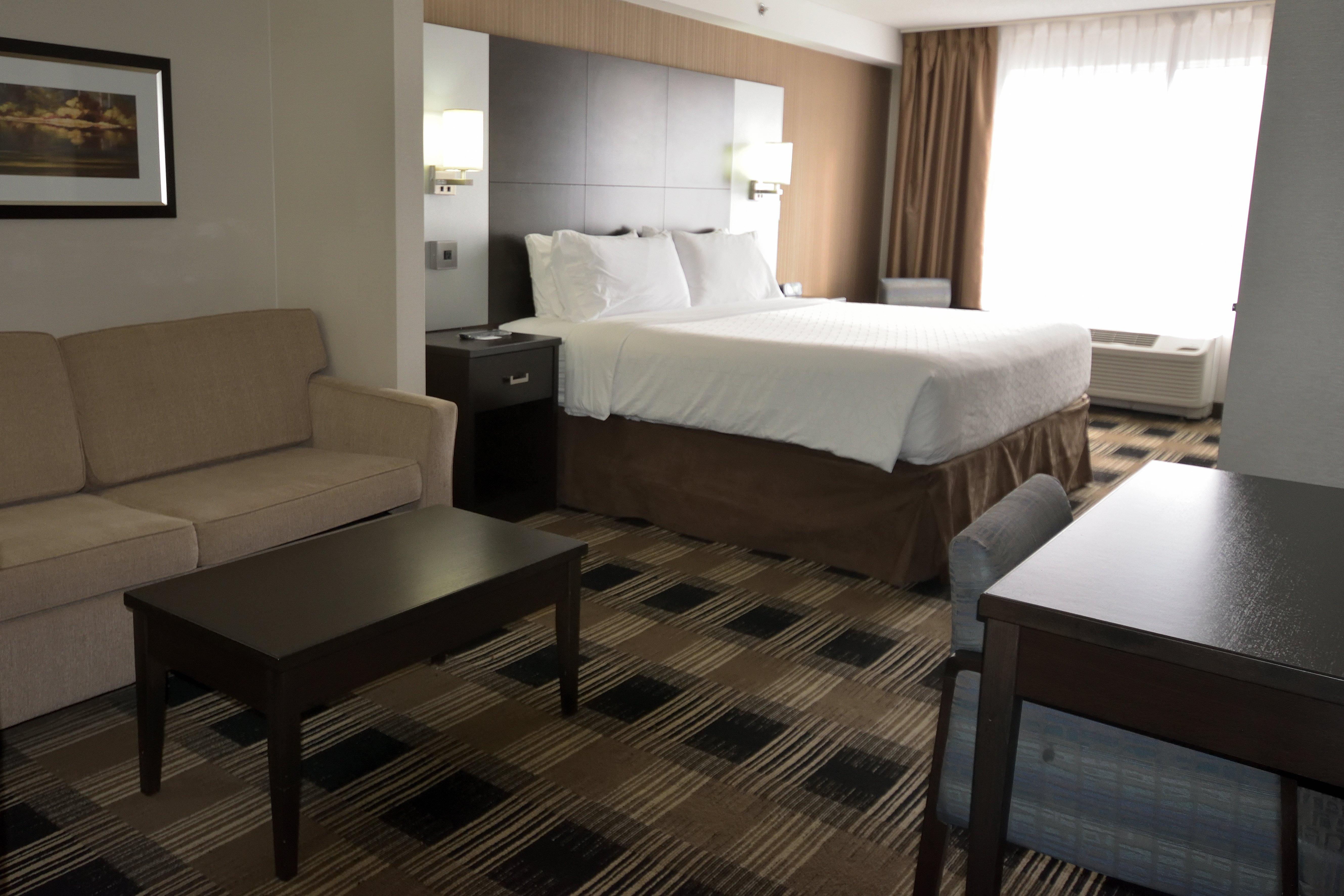 Holiday Inn Express & Suites Ottawa East-Orleans By Ihg Exteriör bild