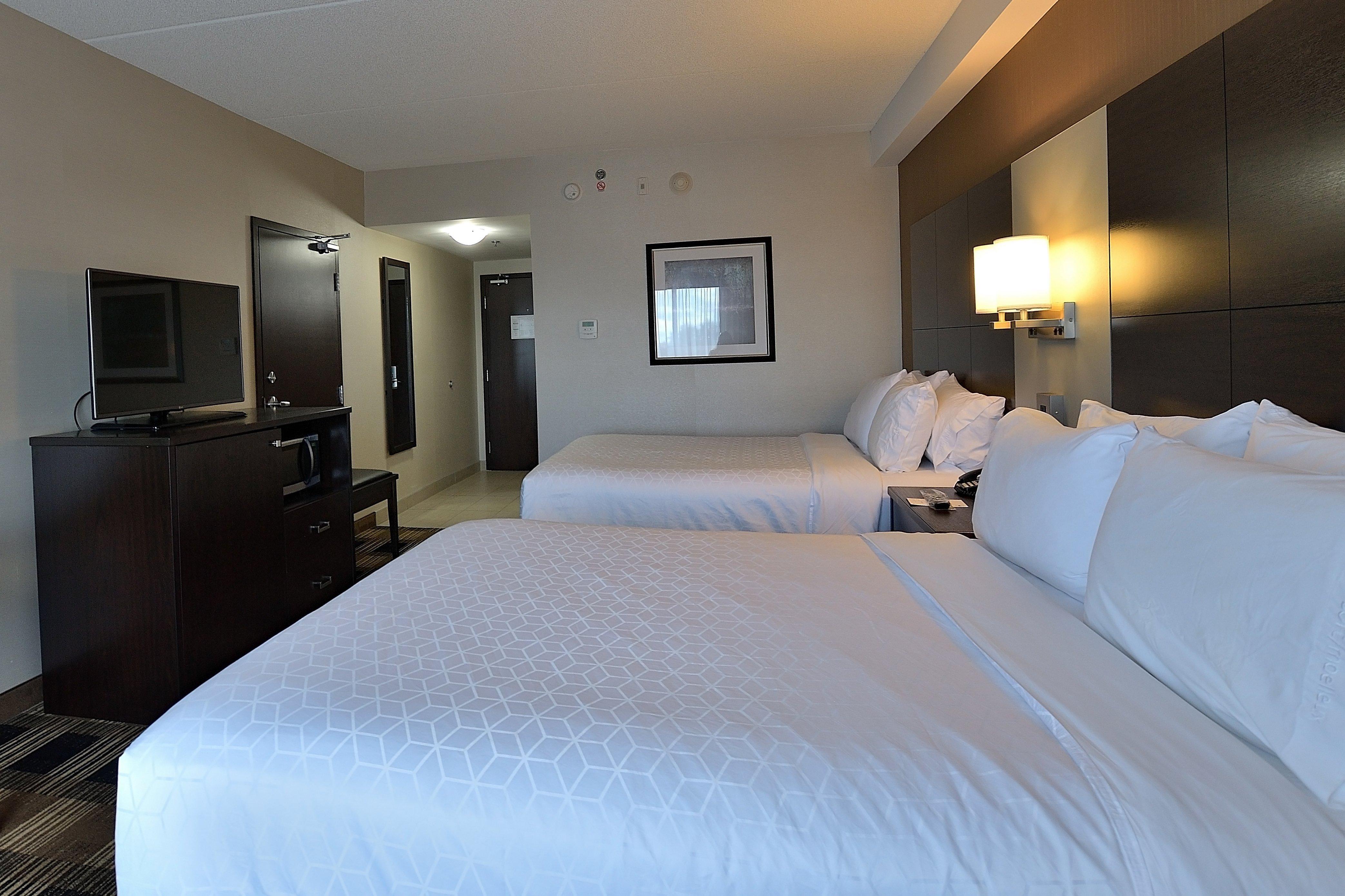 Holiday Inn Express & Suites Ottawa East-Orleans By Ihg Exteriör bild