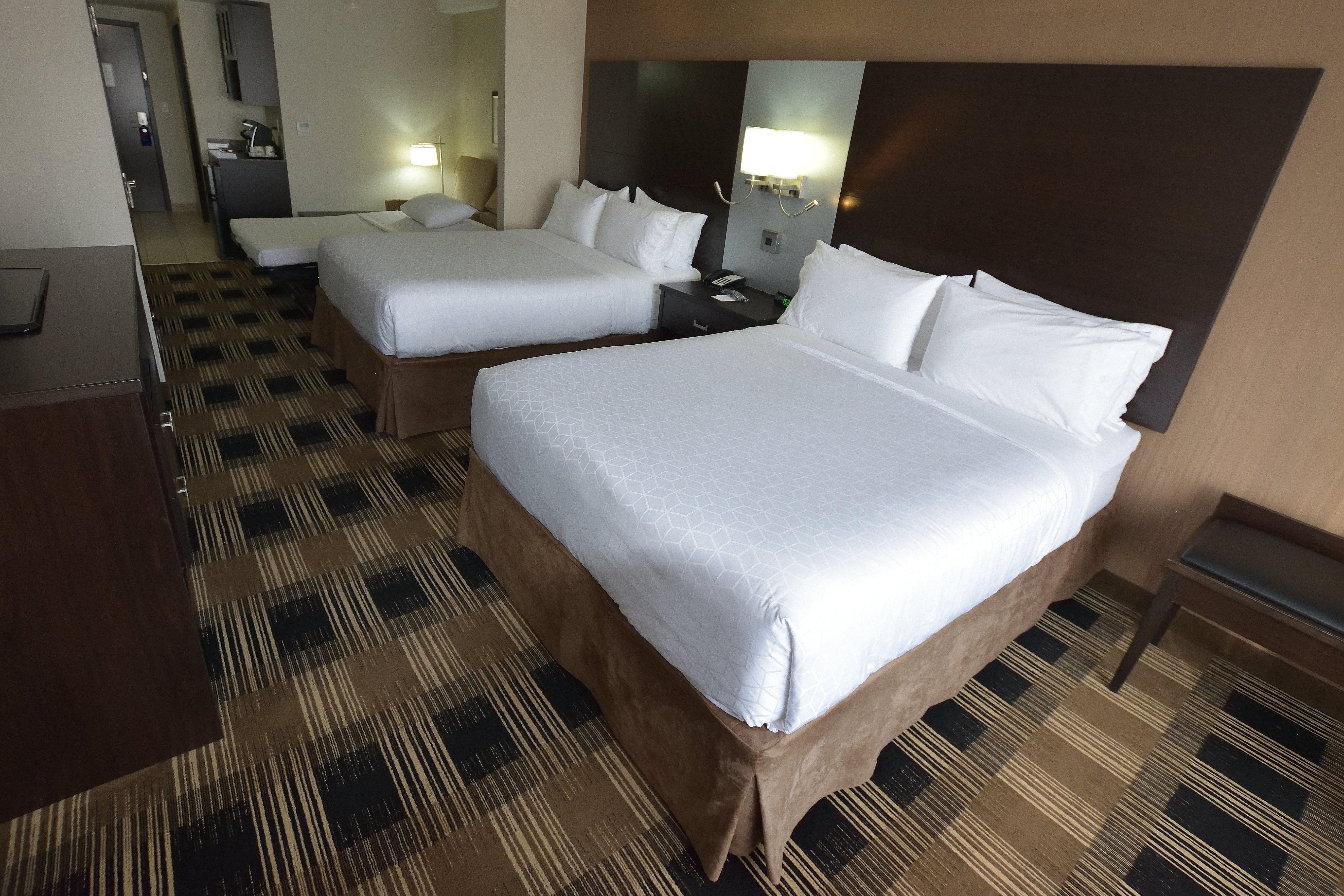 Holiday Inn Express & Suites Ottawa East-Orleans By Ihg Exteriör bild
