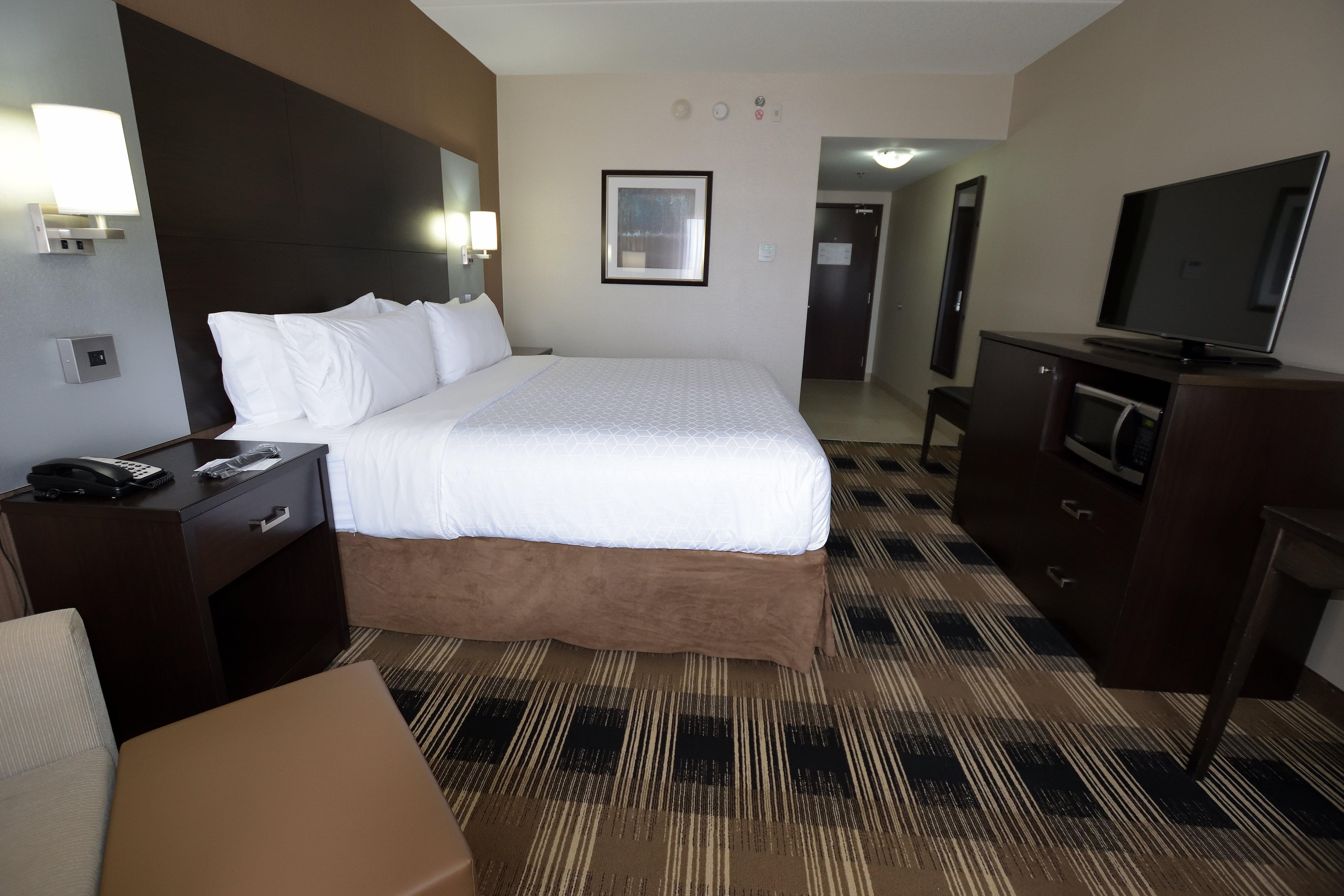 Holiday Inn Express & Suites Ottawa East-Orleans By Ihg Exteriör bild
