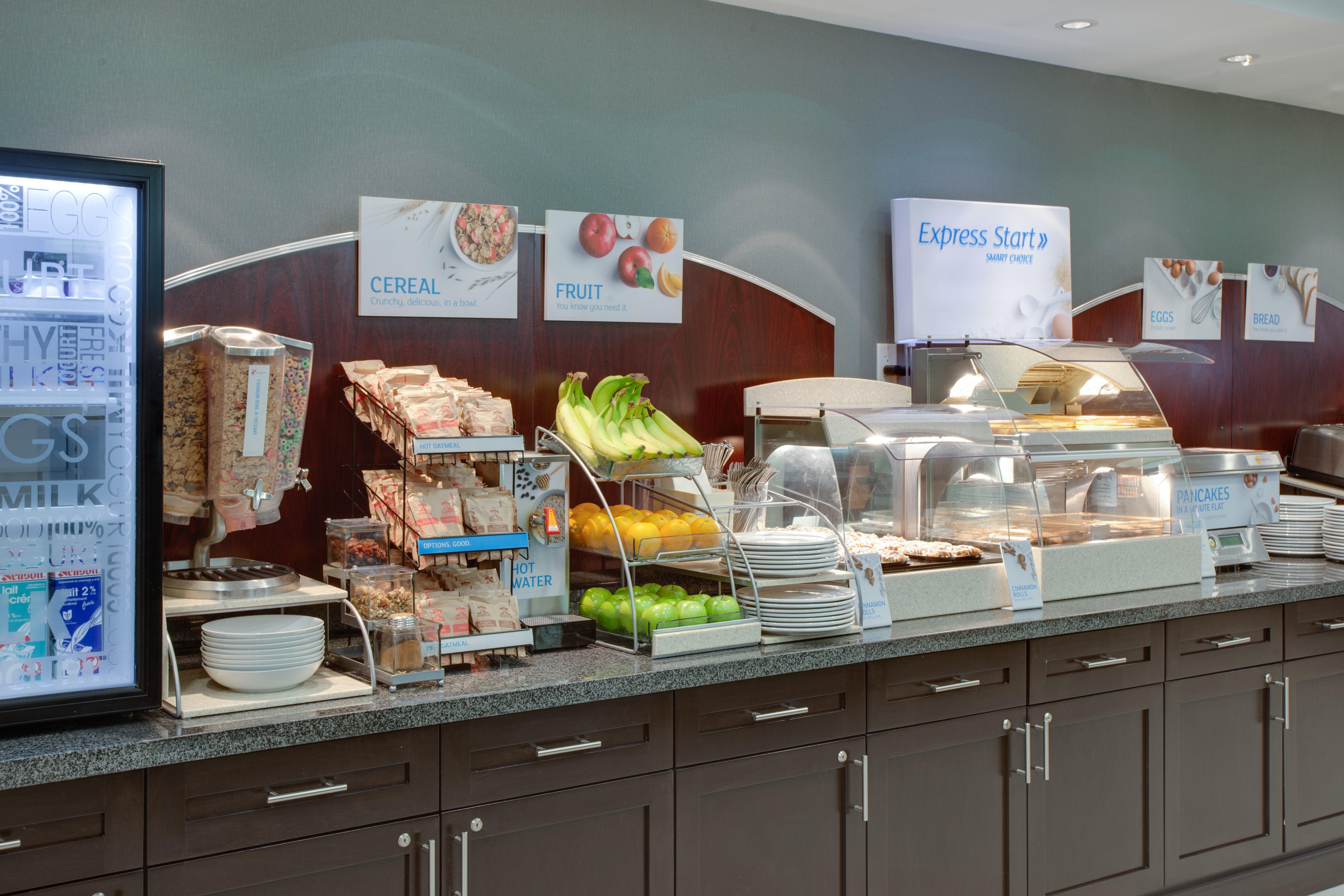 Holiday Inn Express & Suites Ottawa East-Orleans By Ihg Exteriör bild