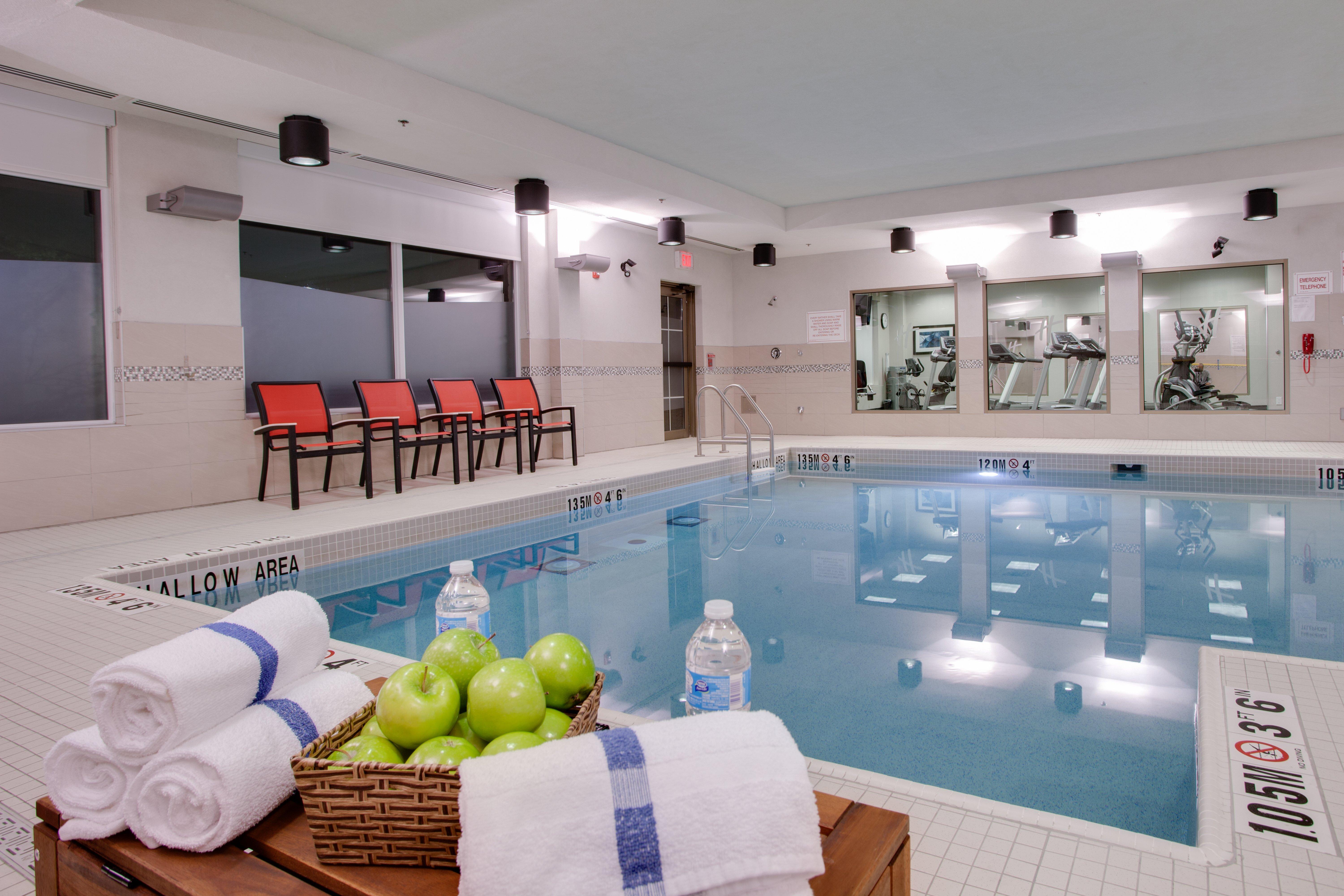 Holiday Inn Express & Suites Ottawa East-Orleans By Ihg Exteriör bild